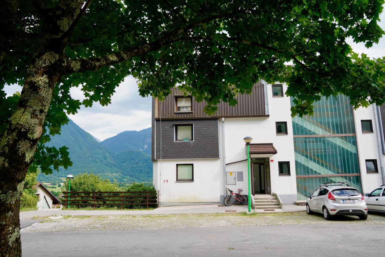Apartment Alpea Bovec Exteriör bild