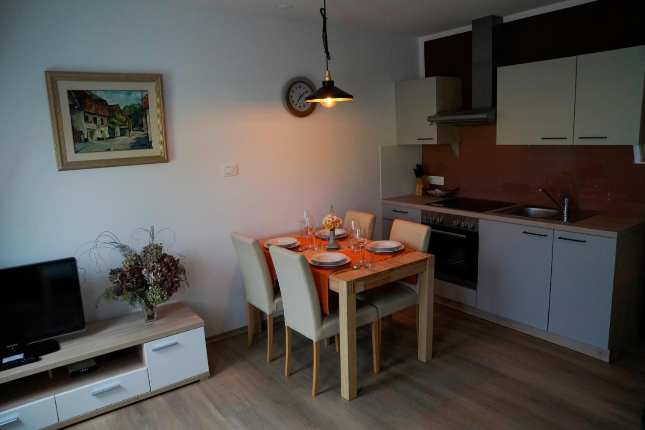 Apartment Alpea Bovec Exteriör bild